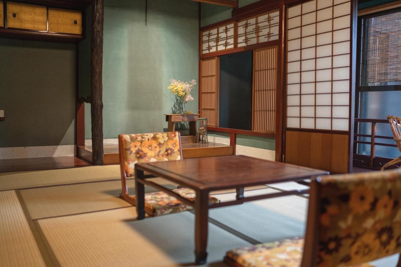 Machiya Guest House Carta Kanazawa Eksteriør billede