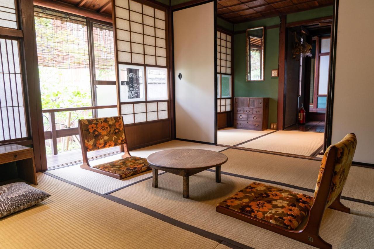 Machiya Guest House Carta Kanazawa Eksteriør billede